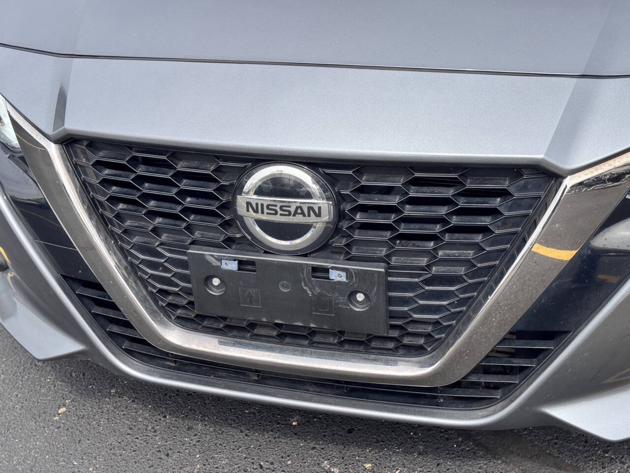 Vehicle image 26 of 32