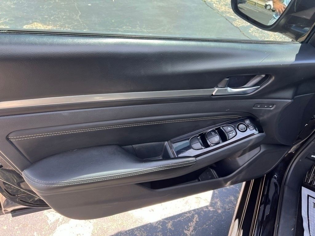2020 Nissan Altima 2.5 Platinum Image 29 of 39