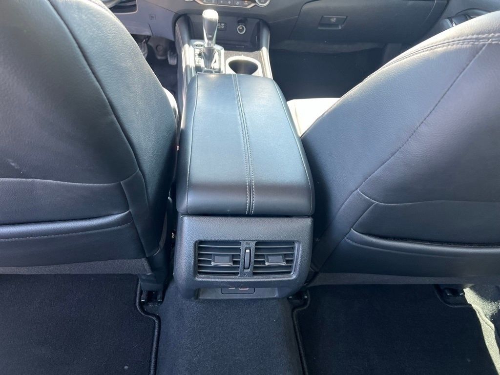 2020 Nissan Altima 2.5 Platinum Image 31 of 39