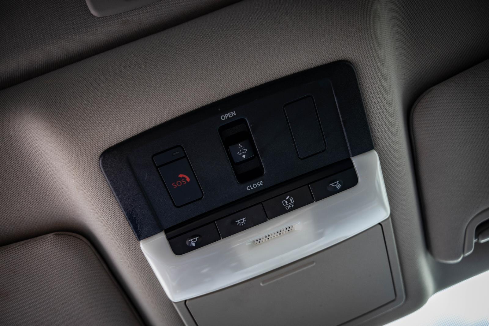 2020 Nissan Altima 2.5 Platinum Image 32 of 36