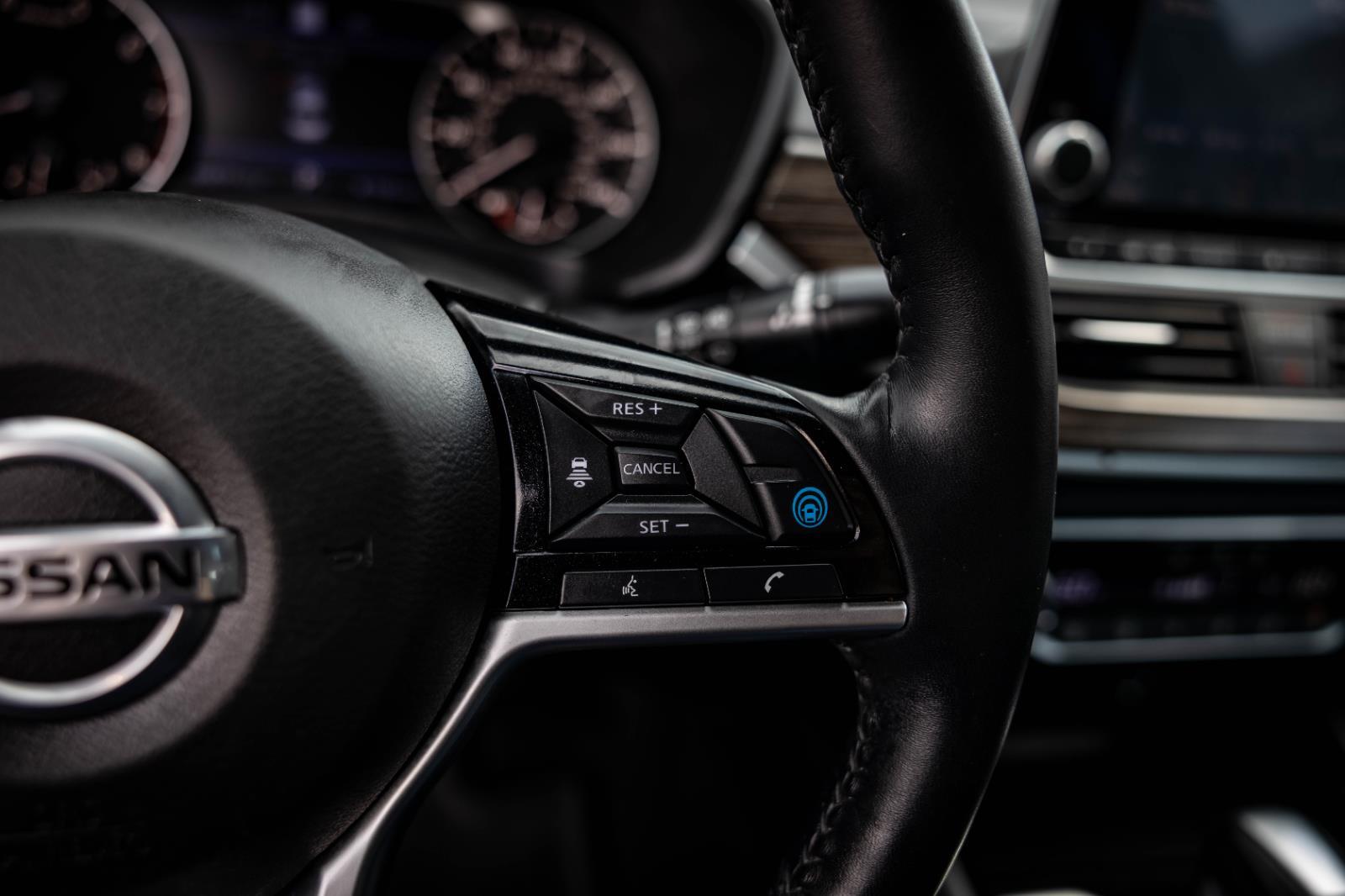 2020 Nissan Altima 2.5 Platinum Image 27 of 36