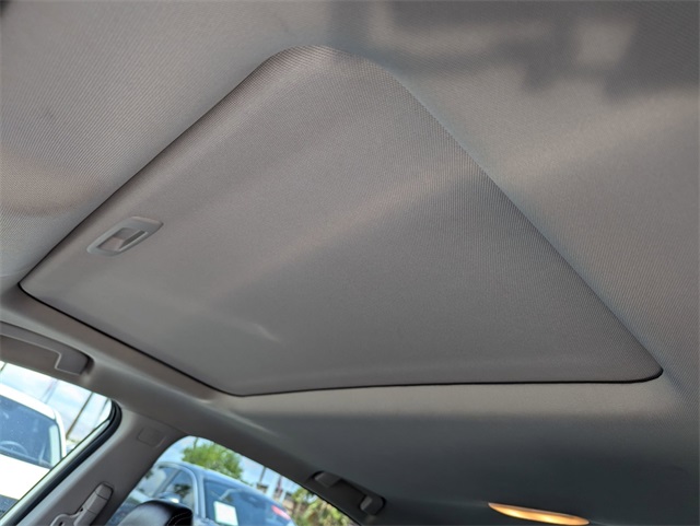 Vehicle image 15 of 15