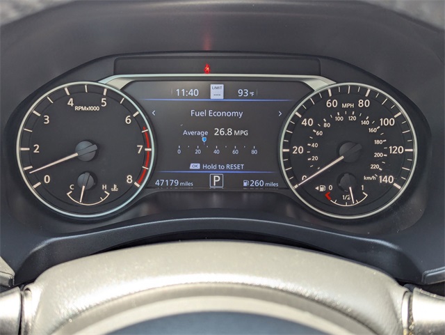 Vehicle image 9 of 15