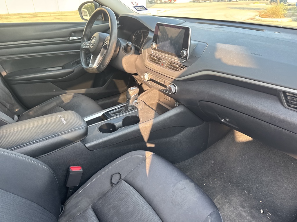2020 Nissan Altima 2.5 S Image 9 of 12