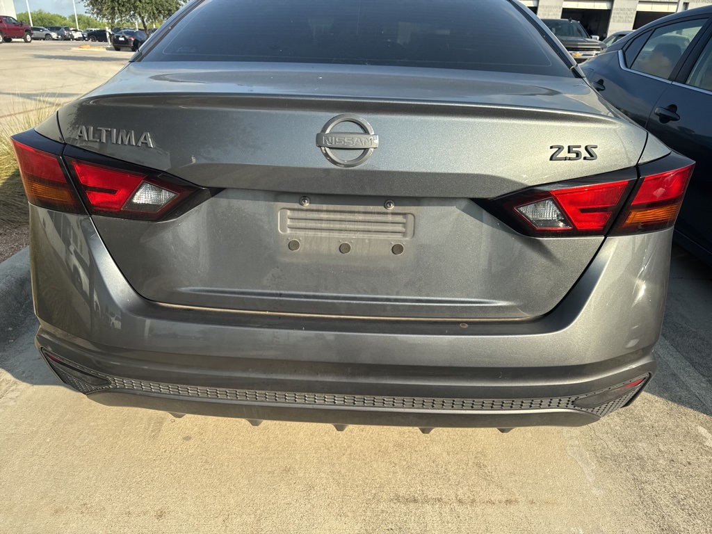 2020 Nissan Altima 2.5 S Image 6 of 12
