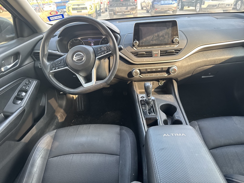 2020 Nissan Altima 2.5 S Image 8 of 12