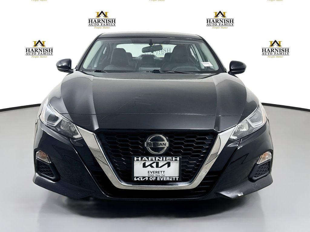 2020 Nissan Altima 2.5 S Image 2 of 34