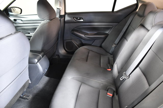 Vehicle image 12 of 30
