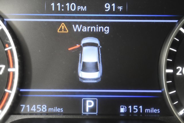 Vehicle image 12 of 32