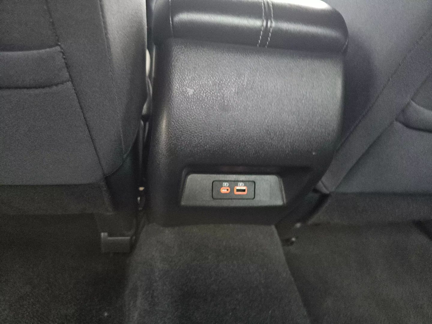 Vehicle image 15 of 25