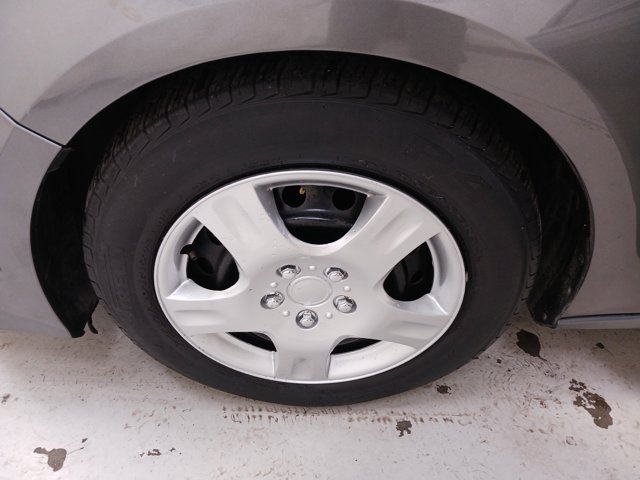 Vehicle image 10 of 25