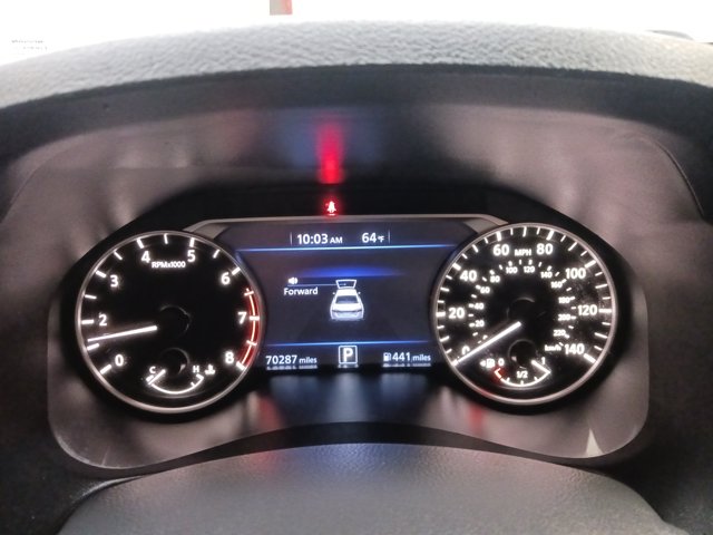 Vehicle image 15 of 25