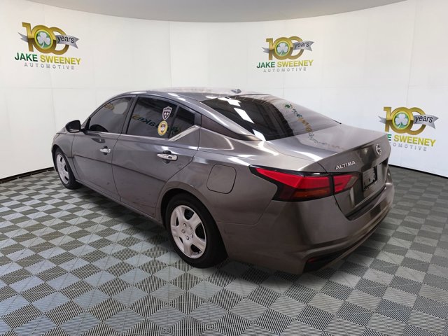 Vehicle image 7 of 25