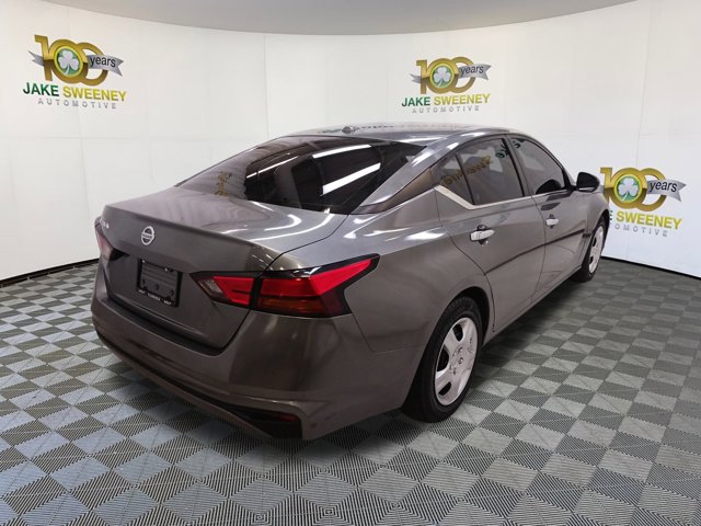 Vehicle image 5 of 25
