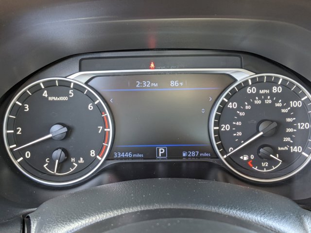 Vehicle image 24 of 26