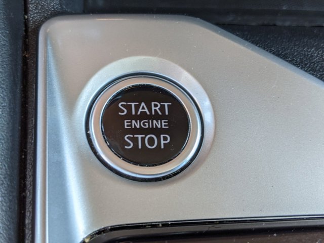 Vehicle image 25 of 26