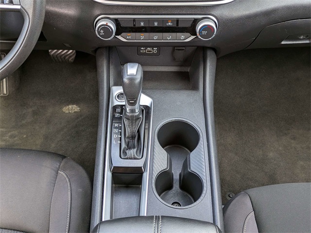 Vehicle image 19 of 26
