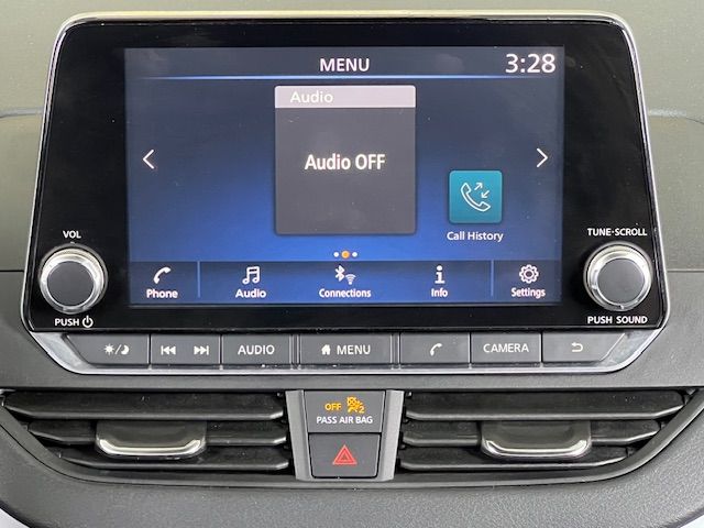 Vehicle image 20 of 34