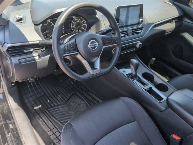 2020 Nissan Altima 2.5 S Image 16 of 32