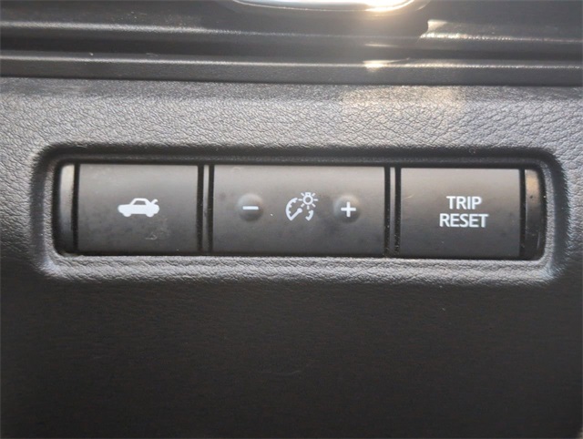 2020 Nissan Altima 2.5 S Image 24 of 32
