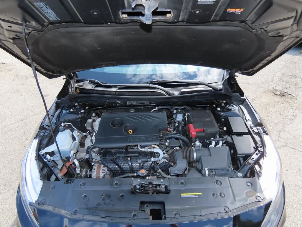 Vehicle image 5 of 26
