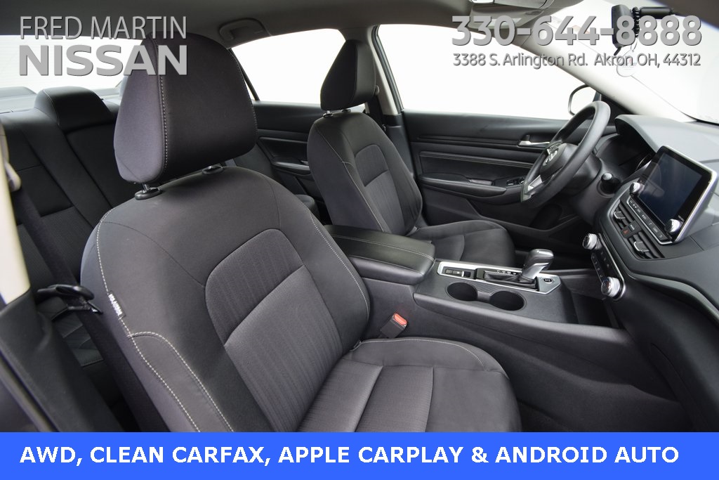 Vehicle image 13 of 30