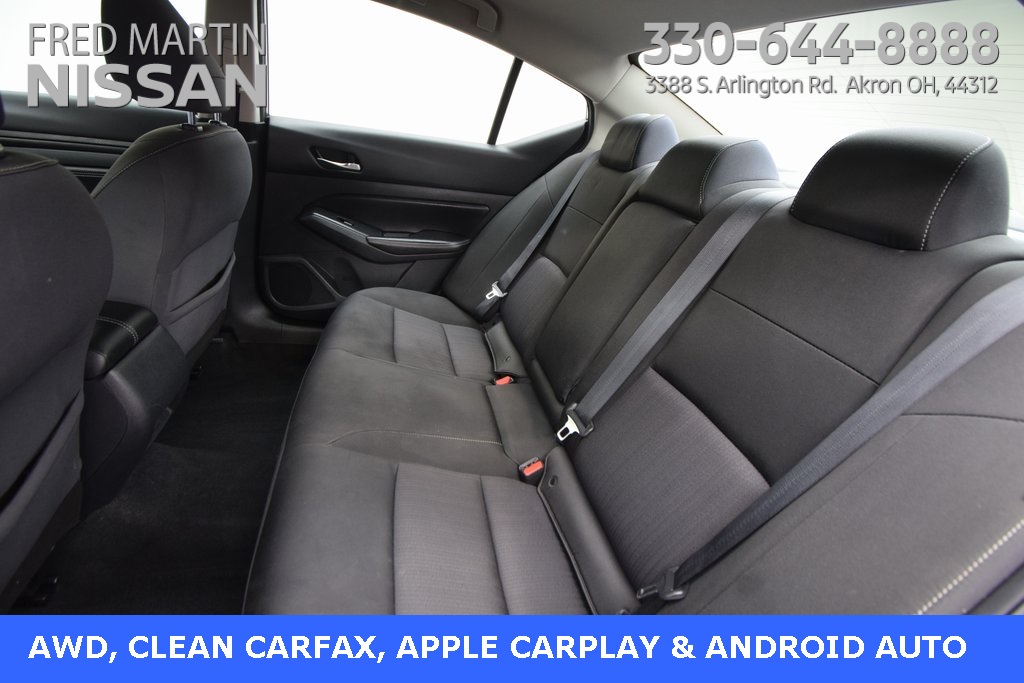 Vehicle image 15 of 30