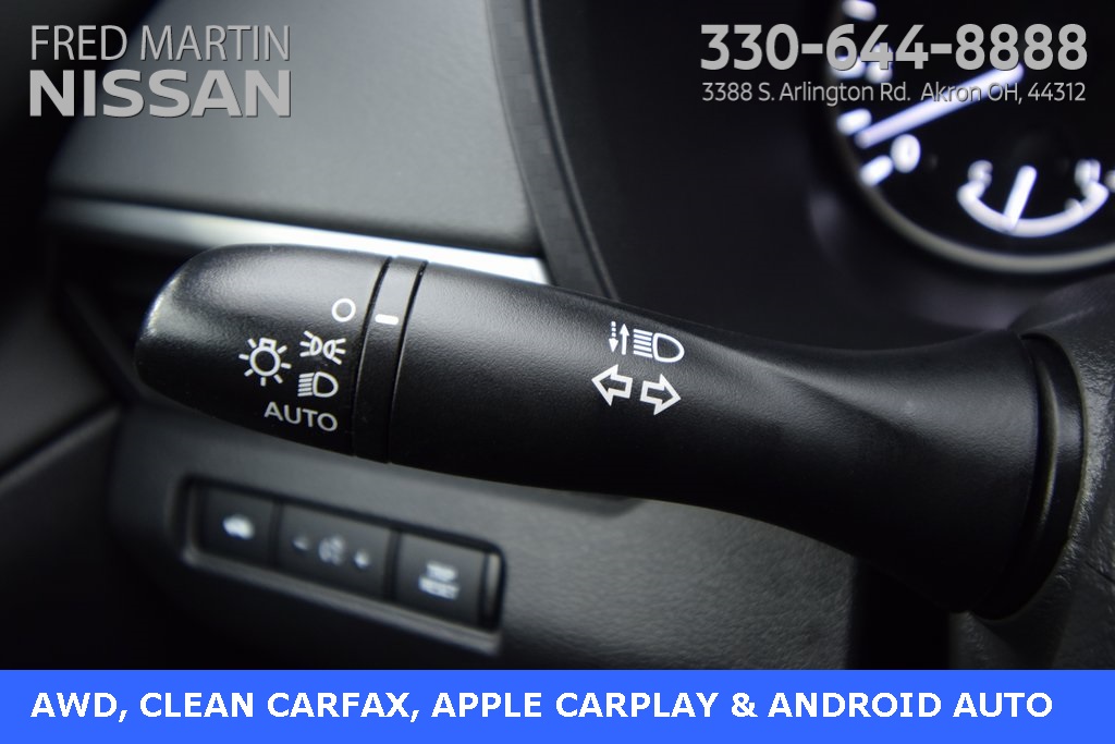 Vehicle image 26 of 30