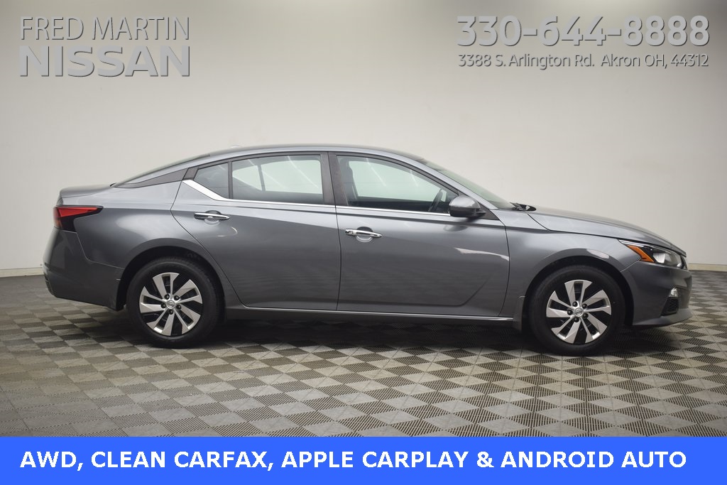 Vehicle image 4 of 30