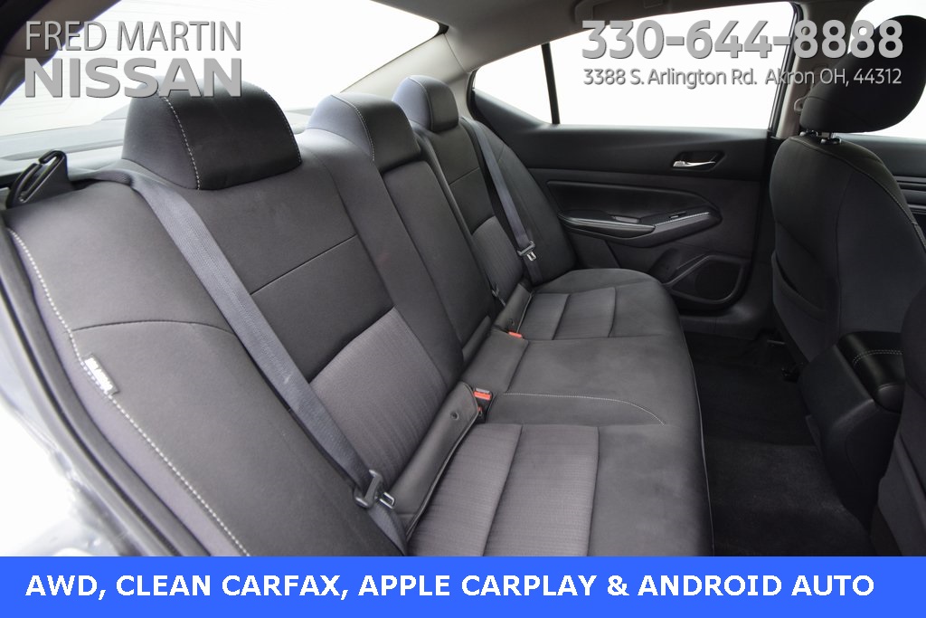 Vehicle image 12 of 30