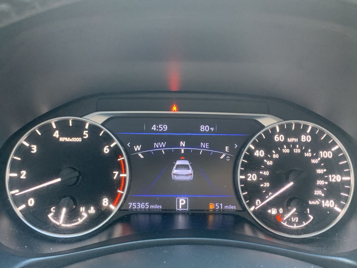 Vehicle image 17 of 28