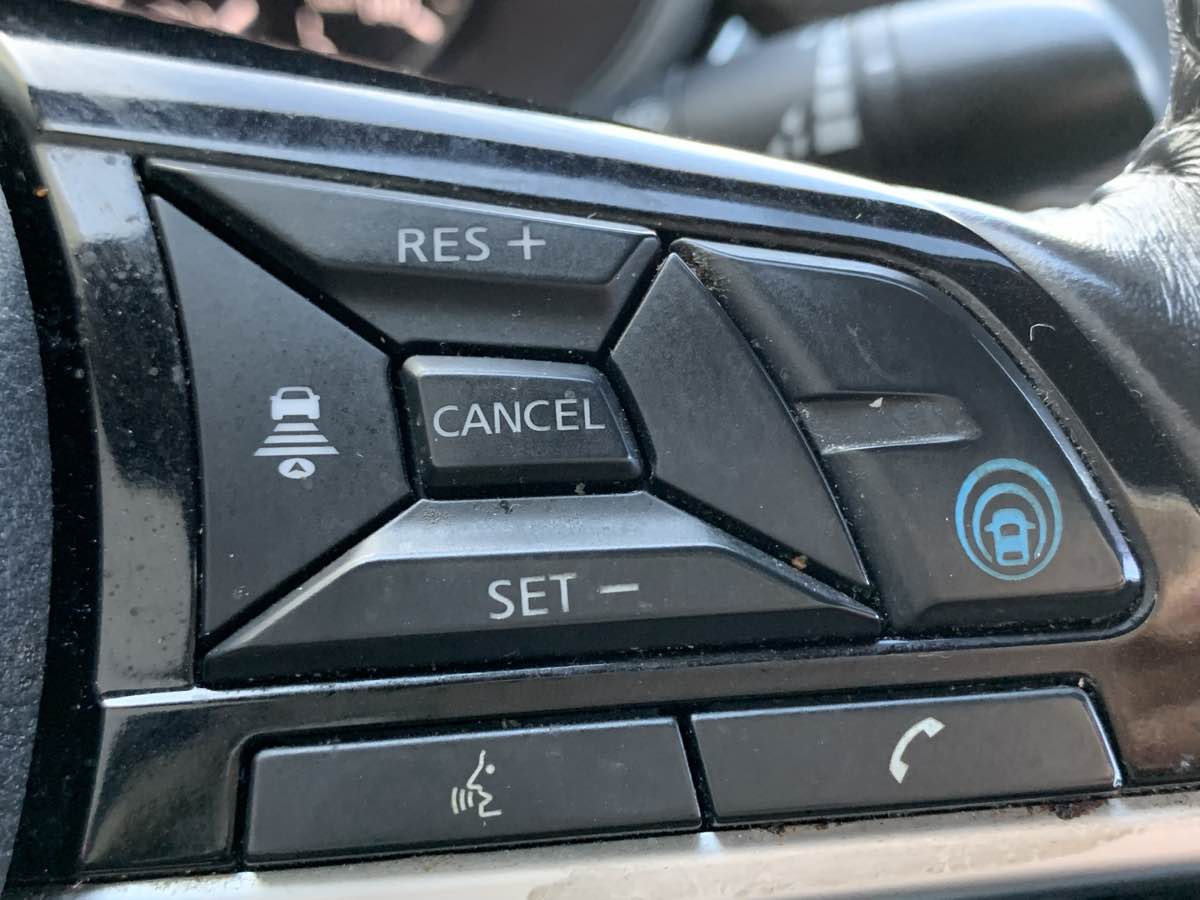 Vehicle image 16 of 28