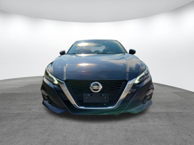 2020 Nissan Altima 2.5 SL Image 2 of 31