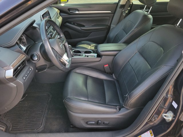 2020 Nissan Altima 2.5 SL Image 12 of 31