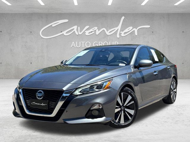 2020 Nissan Altima 2.5 SL Image 1 of 30