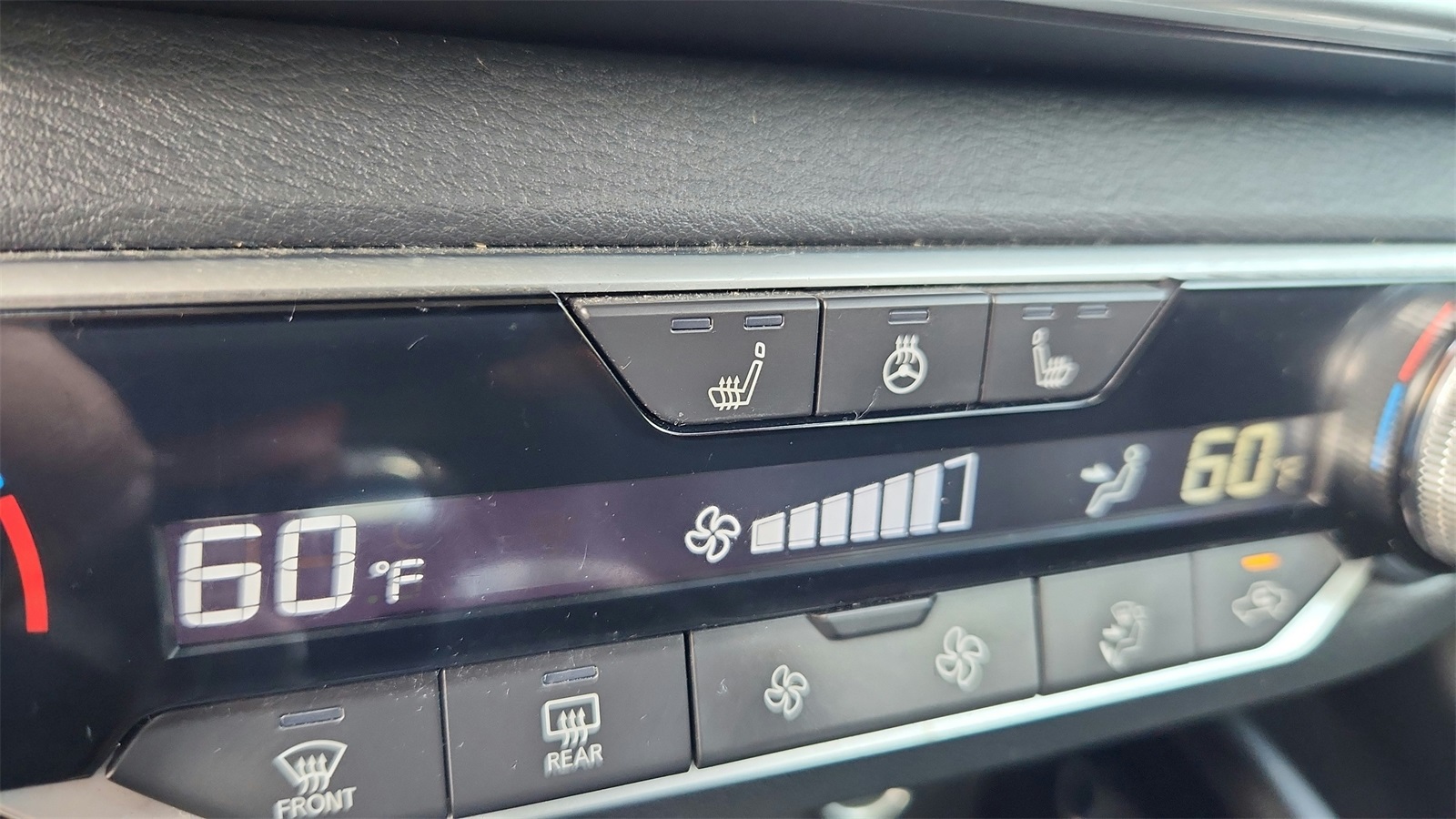 Vehicle image 18 of 43