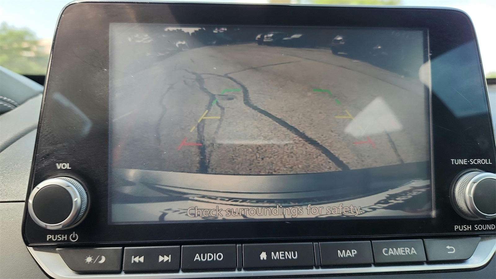 Vehicle image 16 of 43