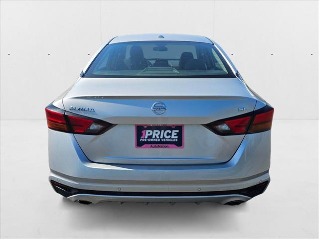 Vehicle image 6 of 30