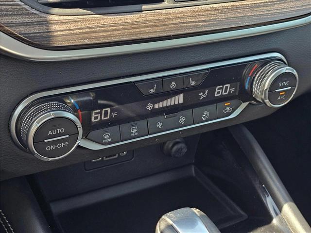 Vehicle image 29 of 30