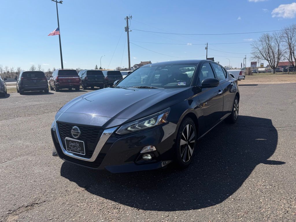 2020 Nissan Altima 2.5 SL Image 1 of 54