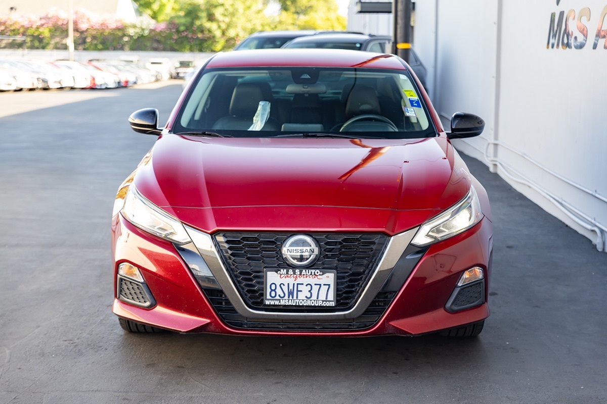 Vehicle image 2 of 17