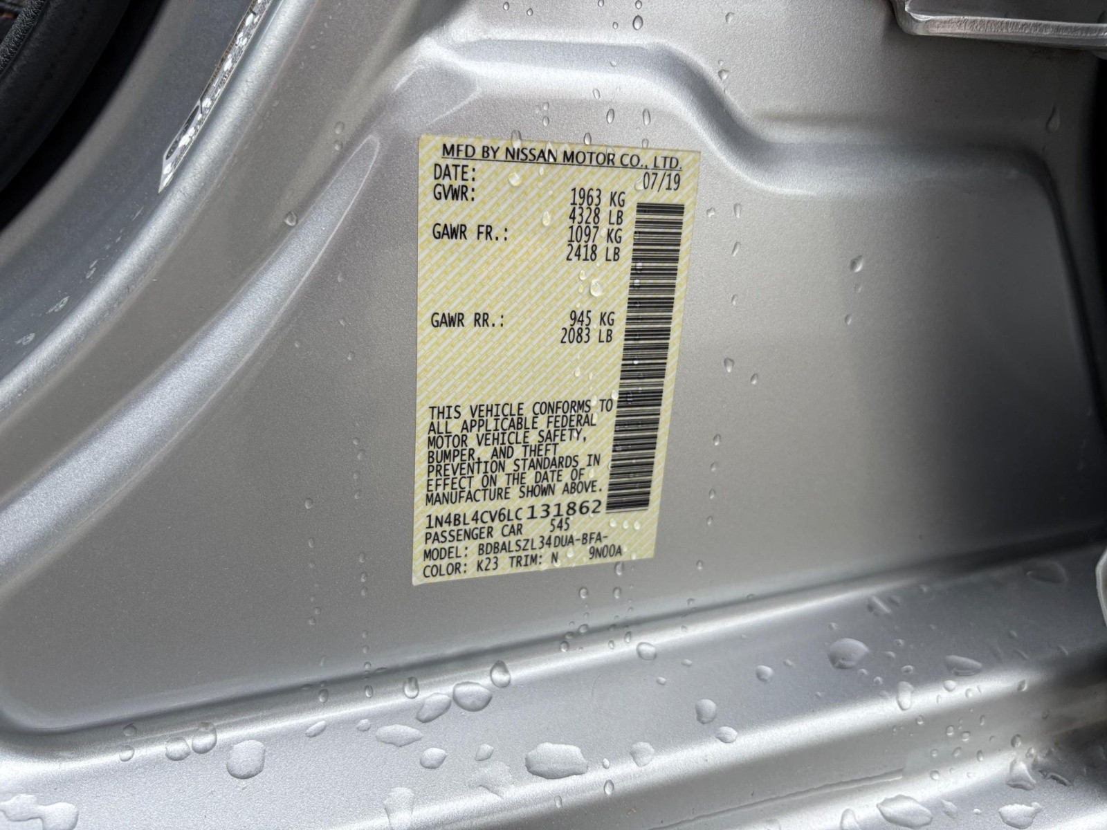 Vehicle image 19 of 22