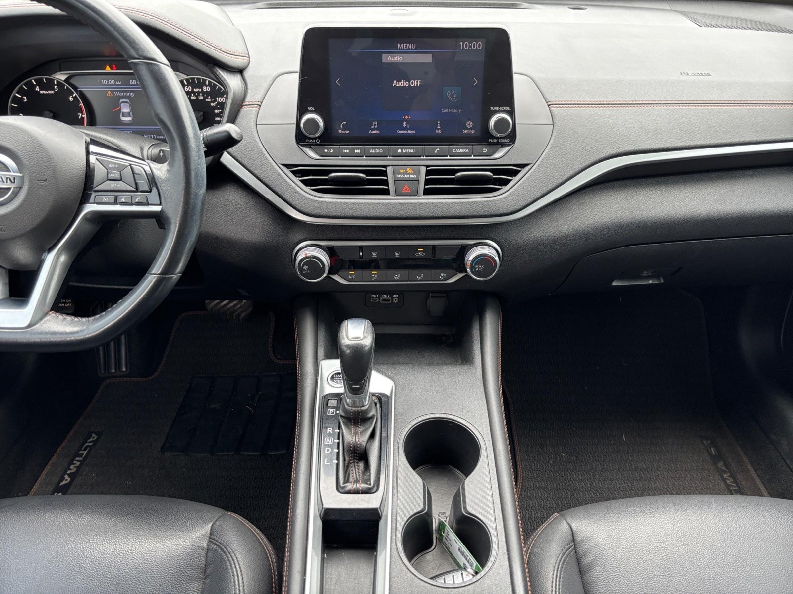 Vehicle image 20 of 22