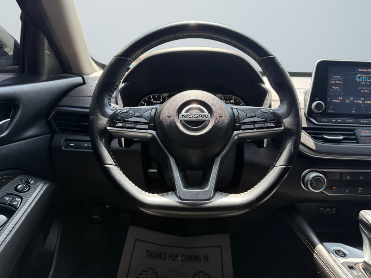 Vehicle image 14 of 20