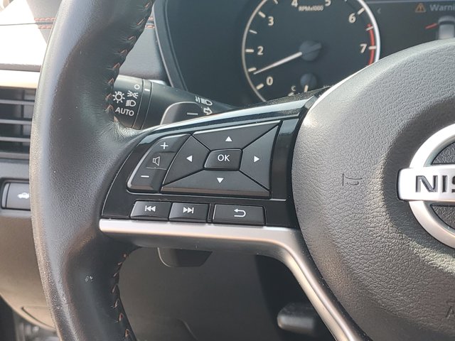 Vehicle image 14 of 31