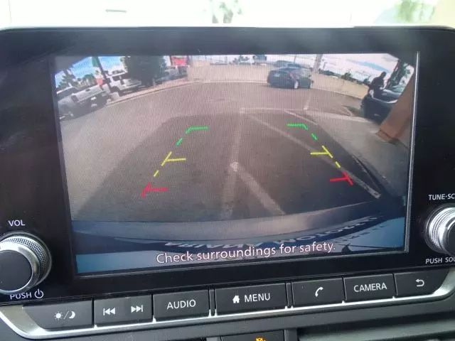 Vehicle image 44 of 48