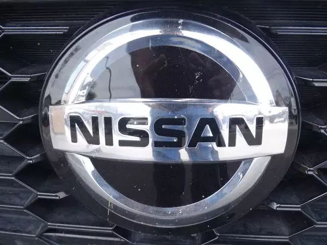 Vehicle image 13 of 48