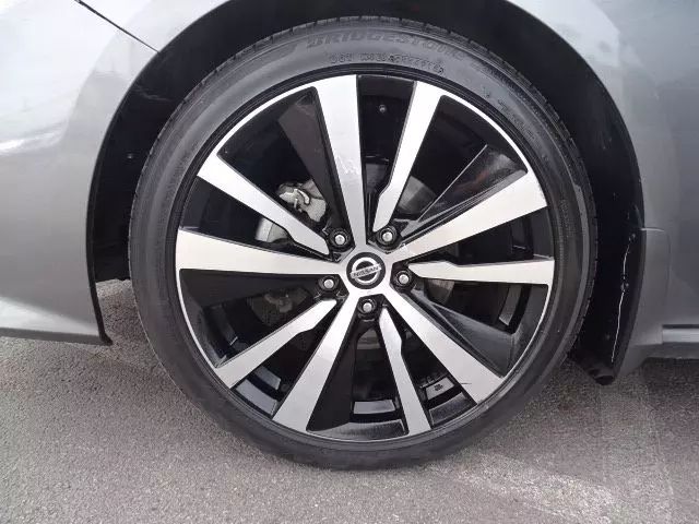 Vehicle image 48 of 48