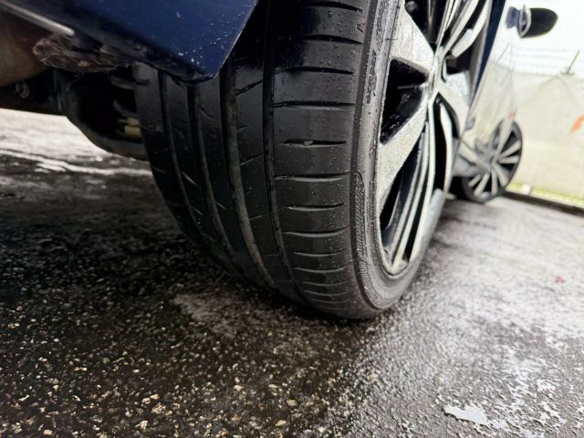 Vehicle image 43 of 48