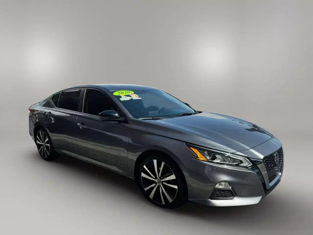 Vehicle image 5 of 42